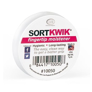 Fingertip Moistener